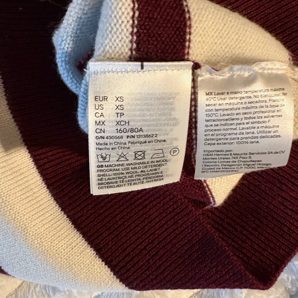 Perfect Moment x H&M NWT Merino Wool Ski/Snow Sweater - Picture 9 of 9